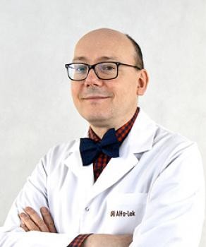 Grzegorz Gil lekarz chirurg ogólny proktolog Warszawa